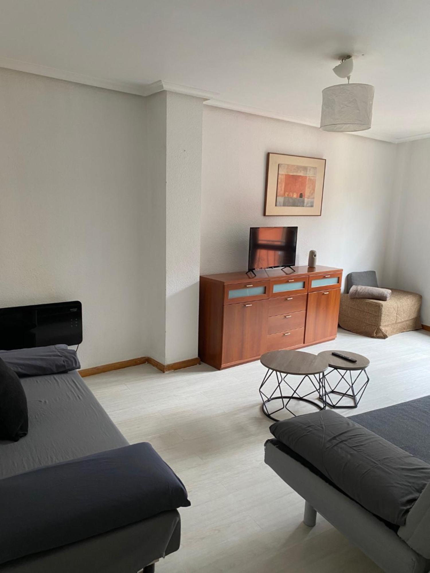 Apartamentos Viva León Εξωτερικό φωτογραφία